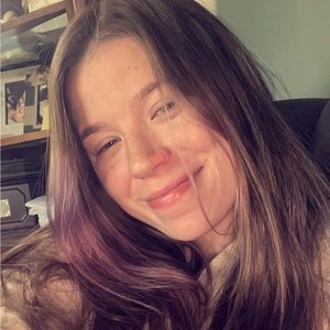 Meet your Posher, Lyssa